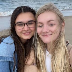 Meet your Posher, Abrianna